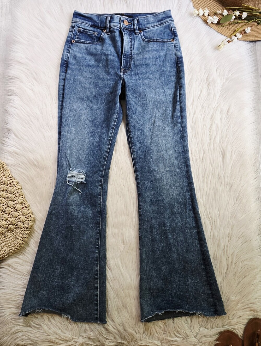 Express Women's Blue Flare Jeans - Distressed Wide Leg